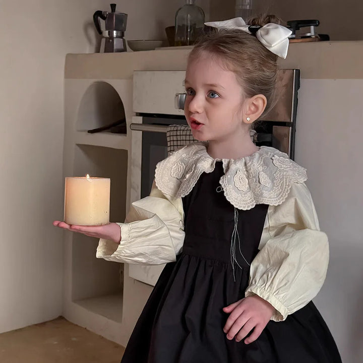 Kids Lace Collar Puff Sleeve Blouse
