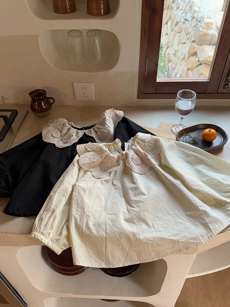 Kids Lace Collar Puff Sleeve Blouse
