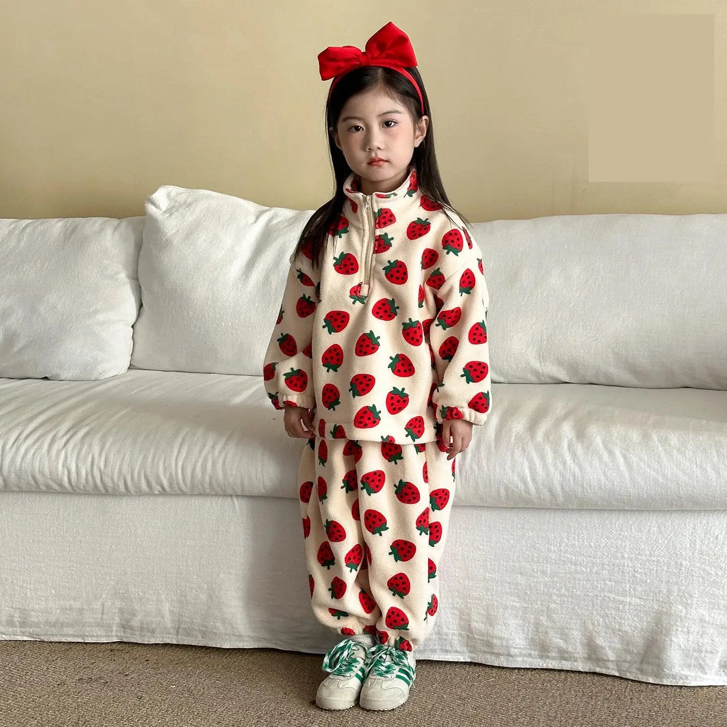 Two-Piece Set Kids Fleece Heart Sweatshirt and Pants
